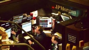 Despite the presence of leading international players like Blackrock, Fidelity, and JP Morgan overseeing multiple India-focused funds, offshore fund managers seem hesitant to launch additional investment vehicles in the nation, market gurus suggest.
