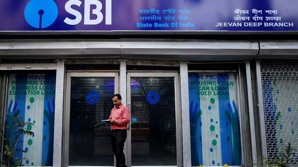 SBI Hikes Interest Rates: A 25-50 bps Rise Across Various Tenors Announced.