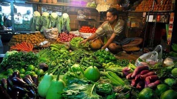 November saw inflation reaching a three-month peak of 5.5%, primarily driven by elevated food prices.